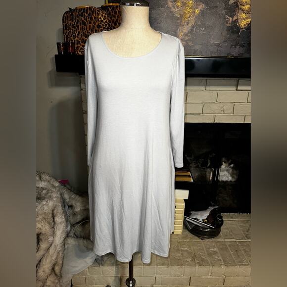 ZENANA PREMIUM Dress Gray Soft Flowy Pickets Knee Length Size Medium - Picture 1 of 8